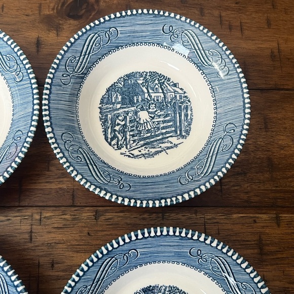 Set of 4 Currier & Ives Royal China Blue & White Bowls - Picture 6 of 8